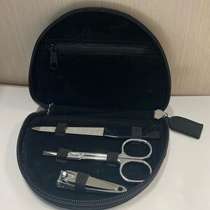 Zip Around Manicure Set Case Clipper Cuticle Scissors Nail File in Zip Case New